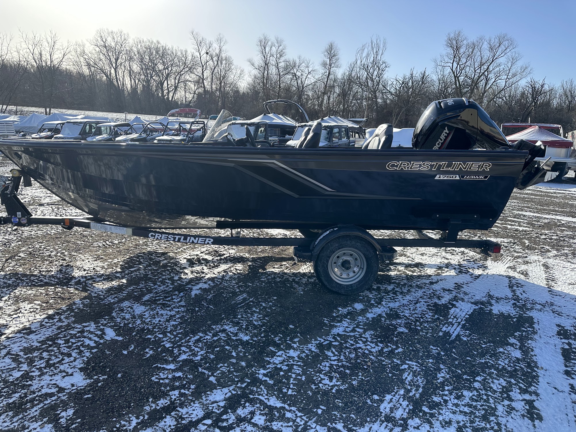 2024 Crestliner 1750 HAWK Side console,  90hp Mercury Four stoke! - Photo 7